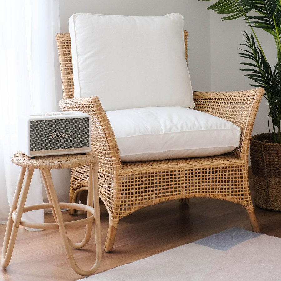 Uniqueness Of Mixing And Matching Your Single Sofa Chairs